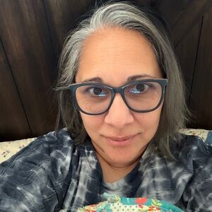 Meet your Posher, Alicia